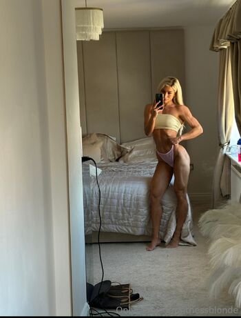 Fitness blond / fitnessblonde nude photo #29