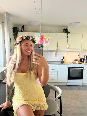 Fjuzie / fjuzie nude photo #5