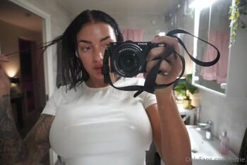 Fjuzie / fjuzie nude photo #21