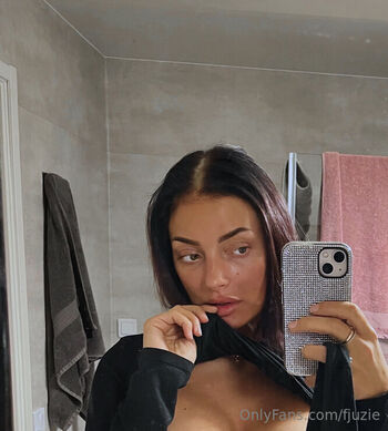 Fjuzie / fjuzie nude photo #24