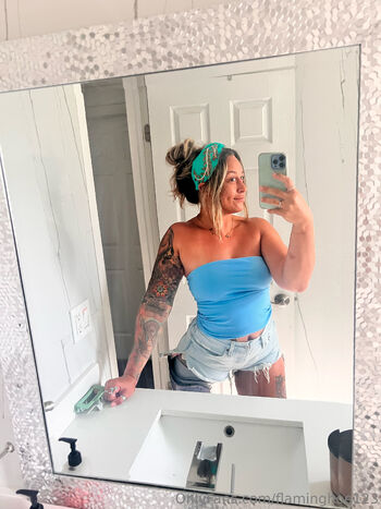 Alex / flaminghoe123 nude photo #3