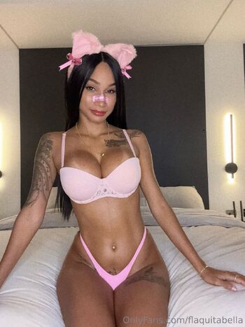 QUEEN VIDEO CALL VERO / flaquitabella / invites nude photo #33