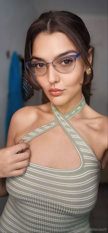 Fleur / fleurdelacourt nude photo #13