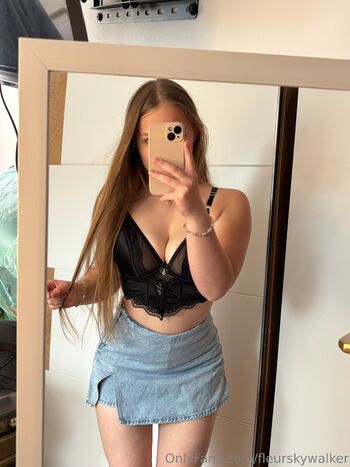 Fleur Skywalker / fleurskywalker nude photo #35