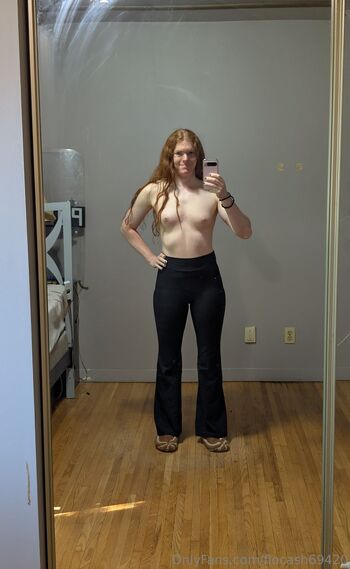 Florian / flocash69420 nude photo #2