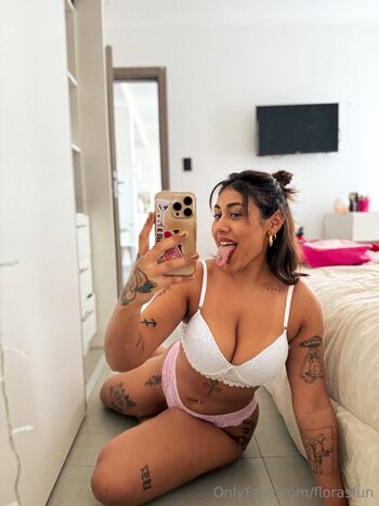 Flora / florasfun nude photo #21