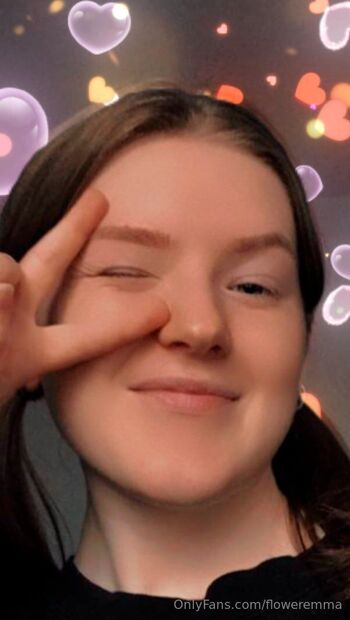 𝐄𝐌𝐌𝐀 𝐑𝐎𝐒𝐄 𝐑𝐄𝐃𝐇𝐄𝐀𝐃 / floweremma nude photo #19