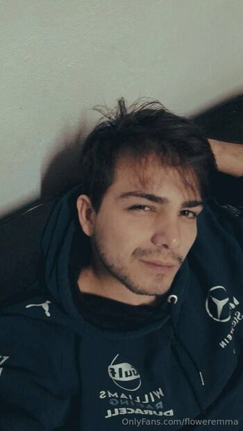 𝐄𝐌𝐌𝐀 𝐑𝐎𝐒𝐄 𝐑𝐄𝐃𝐇𝐄𝐀𝐃 / floweremma nude photo #36