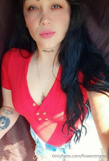 𝐄𝐌𝐌𝐀 𝐑𝐎𝐒𝐄 𝐑𝐄𝐃𝐇𝐄𝐀𝐃 / floweremma nude photo #52