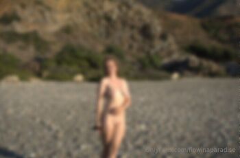 flowina paradise / flowinaparadise nude photo #15