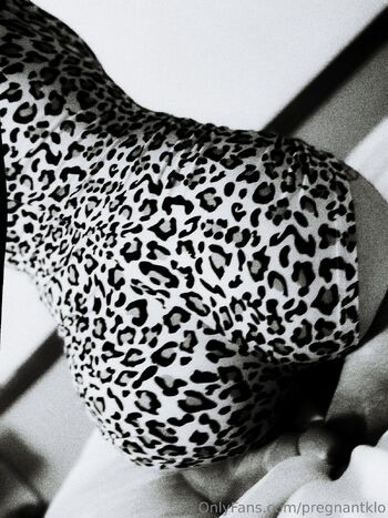 klo 8.5 / flowwithklo nude photo #27