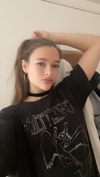 FlowWithSk / flowwithsky nude photo #12