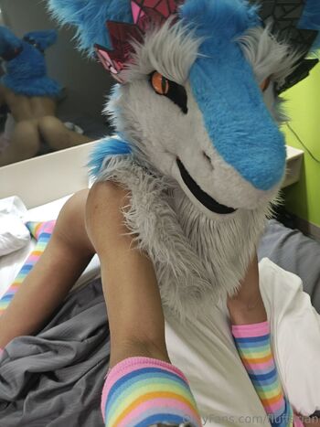 Rasca / fluffarian nude photo #37