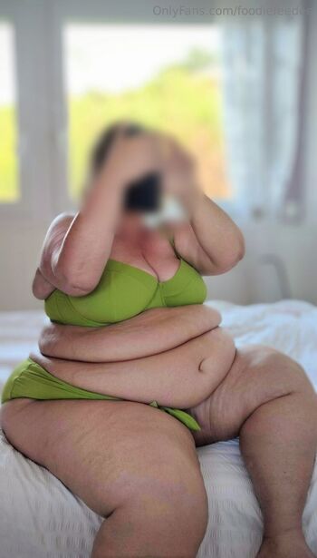 FOODIEfeede / foodiefeedee nude photo #8