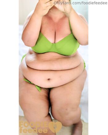 FOODIEfeede / foodiefeedee nude photo #18