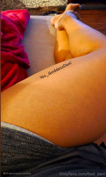 YesGoddess Dan / foot_dani nude photo #8