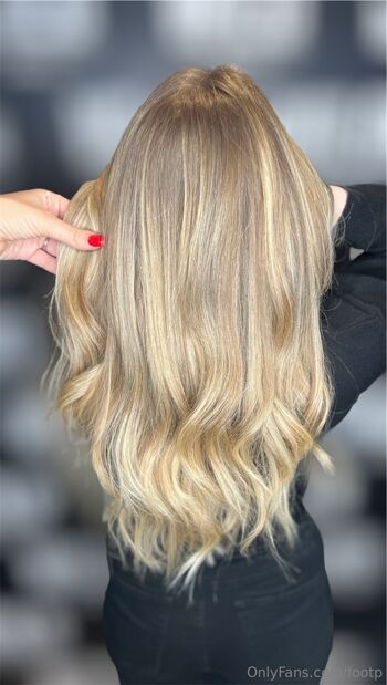 Emma / footp nude photo #7