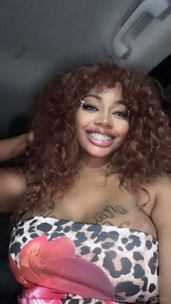 Foreign Rena / foreignrenaa nude photo #4