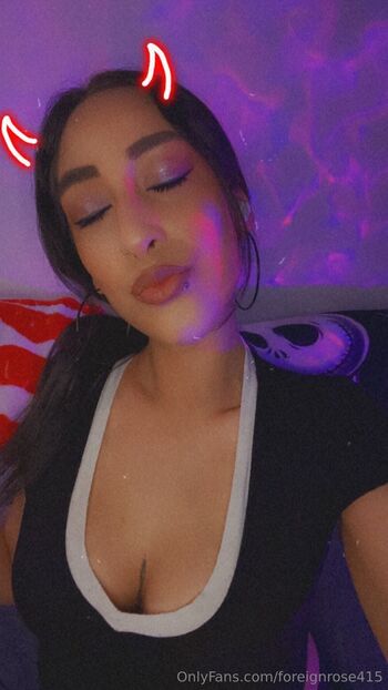 Rose / foreignrose415 nude photo #2