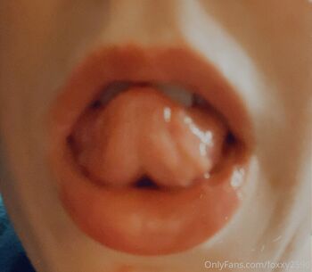 Lil Red fox fre / foxxy2590 / london_foxy90 / naughtywild8163 nude photo #25