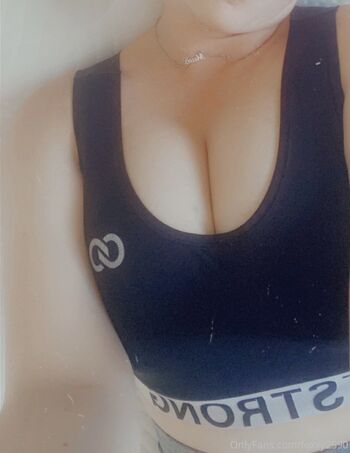 Lil Red fox fre / foxxy2590 / london_foxy90 / naughtywild8163 nude photo #34