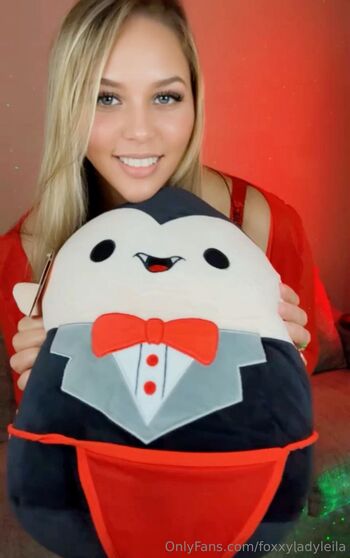 Foxxyladyleil / foxxyladyleila nude photo #2