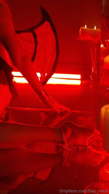 Foxy_niks / foxy_nikss nude photo #13