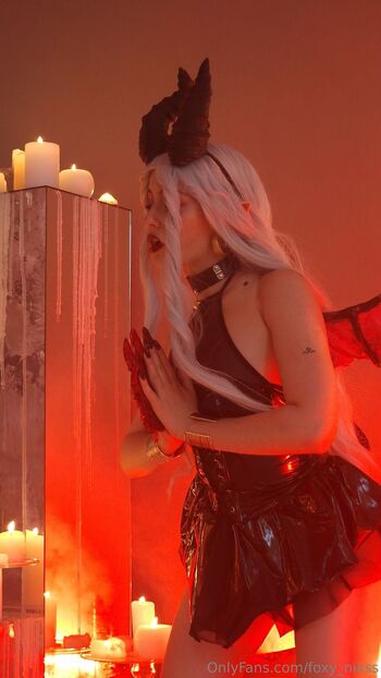 Foxy_niks / foxy_nikss nude photo #15