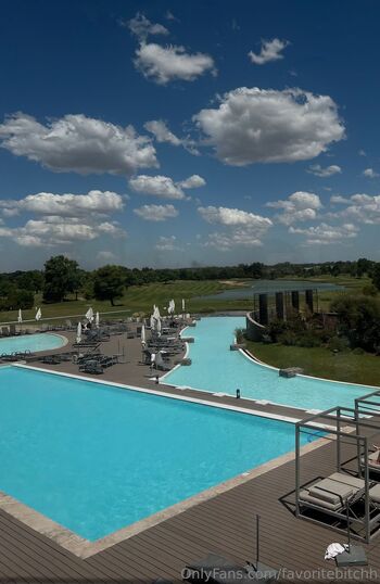 Julie / foxylatin nude photo #10