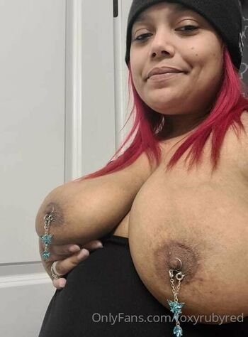FoxyRubyRe / foxyrubyred nude photo #6