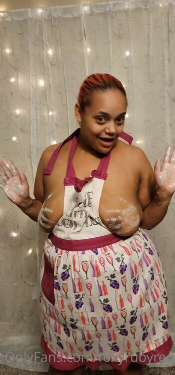 FoxyRubyRe / foxyrubyred nude photo #30