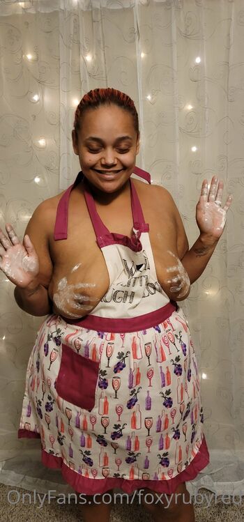 FoxyRubyRe / foxyrubyred nude photo #31