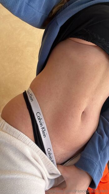 Francesca2.9 / francescasegreto nude photo #9