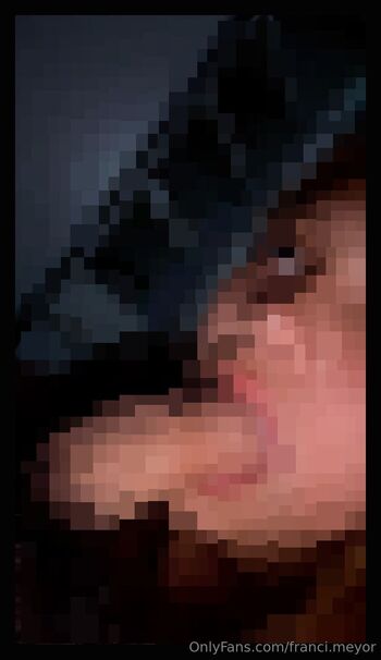Franci / franci.meyor nude photo #16