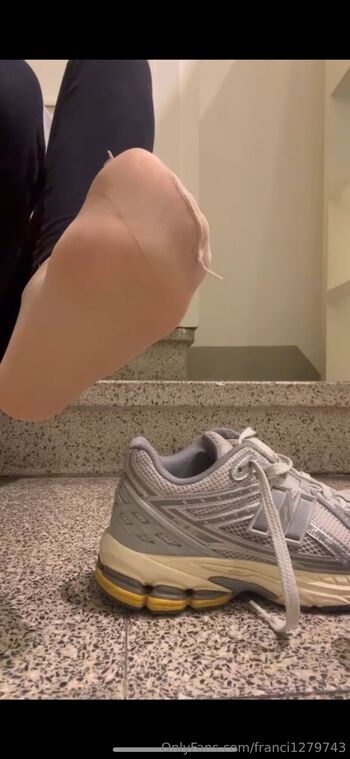 Francifatina dei pied / franci1279743 / francifatinadeipiedi85 nude photo #2