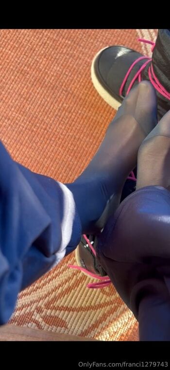Francifatina dei pied / franci1279743 / francifatinadeipiedi85 nude photo #18