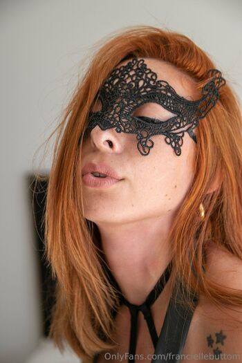 FrancielleCalls Queen of Videocalls / franciellebuttom nude photo #17