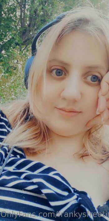 HUGE NATURAL BOOB / frankysfreetime nude photo #1