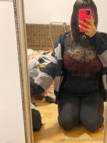 OnlyFans / franviolet nude photo #2
