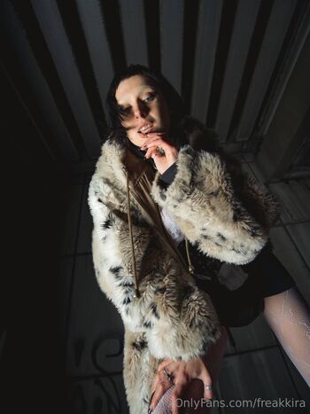 Kira Palmer / freakkira nude photo #2