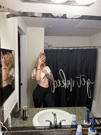 Alexxi / freaky.lexx / alexxis.pittman / alexxispittman / whiteclawlexxi nude photo #17