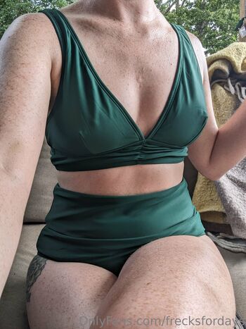 Frecks For Day / frecksfordays nude photo #24