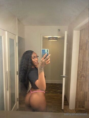 Aaliyah Ali / freeaaliyahh nude photo #12