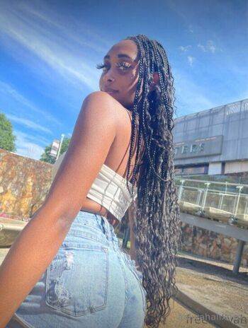 Aaliyah Ali / freeaaliyahh nude photo #19