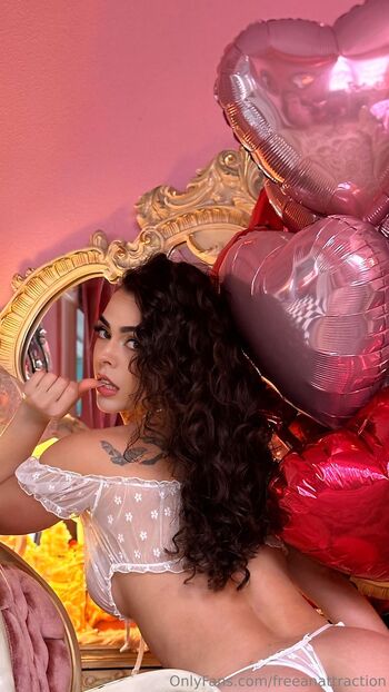 An / freeanattraction / addictiveanna nude photo #13