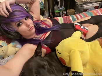 Nerdy Curv / freefionaxxx nude photo #11