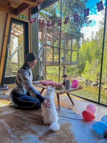 Adeline Frost / freefrost nude photo #11