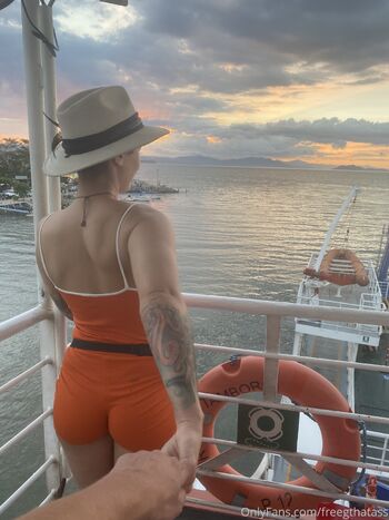 Free Georgie / freegthatass nude photo #9