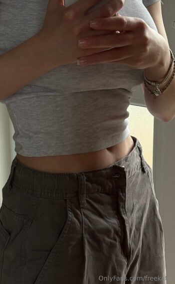 Kati / freekatie nude photo #3