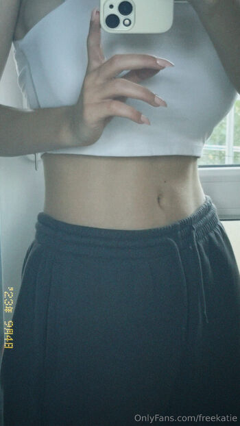 Kati / freekatie nude photo #28
